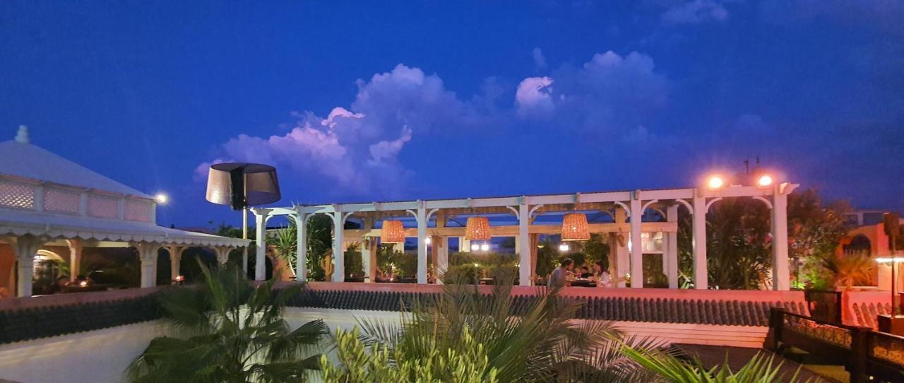Riad Monceau Marrakesh Exteriör bild